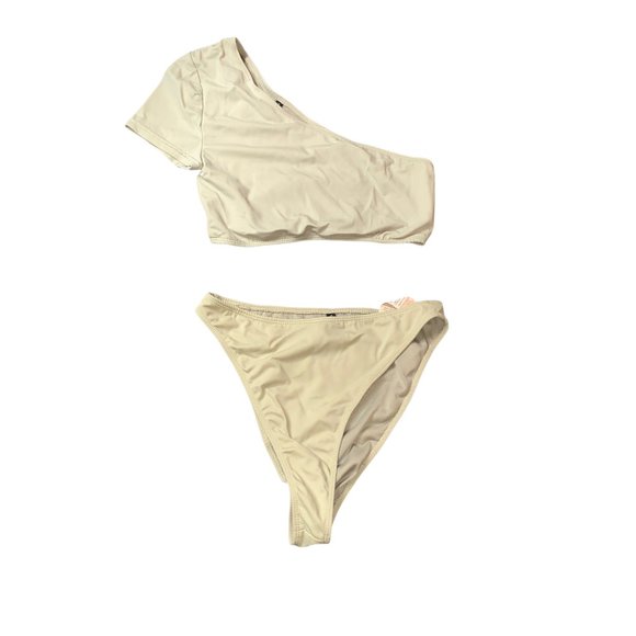 PrettyLittleThing Swim Suit - Picture 3 of 3